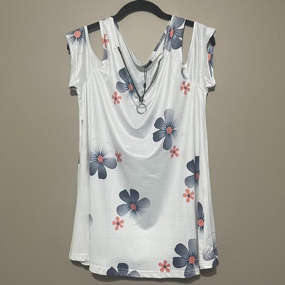 Just Fashion Now Tops - White blouse with flowers, Medium, Just Fashion Now, NWT